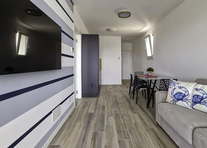 Enjoy The Comfort Of A Modern Flat Daire